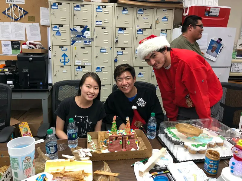 Christmas (Pau Finals) Social
