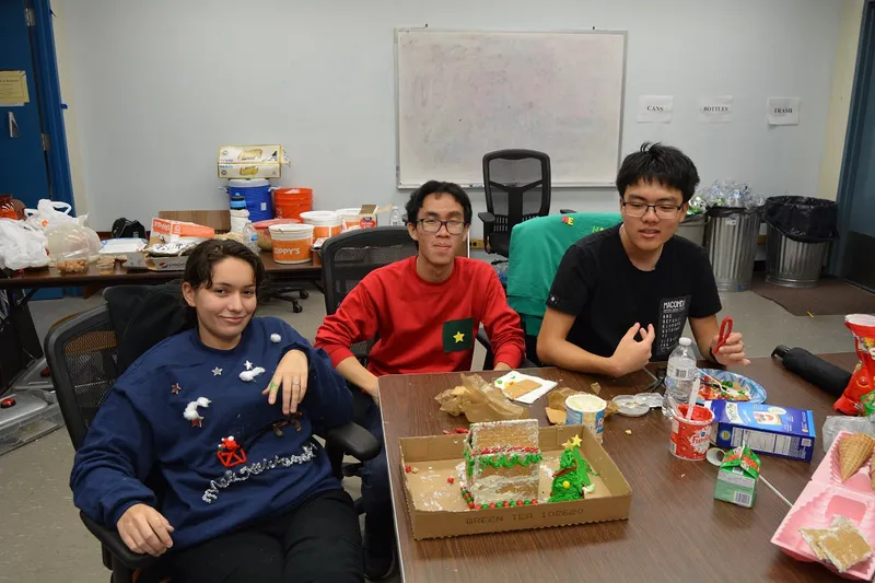 Christmas (Pau Finals) Social