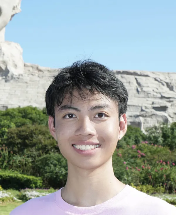 Portrait of Guanchen Wu