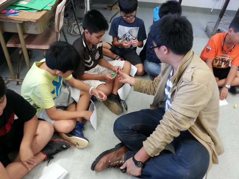Hokulani Brushbot Workshop