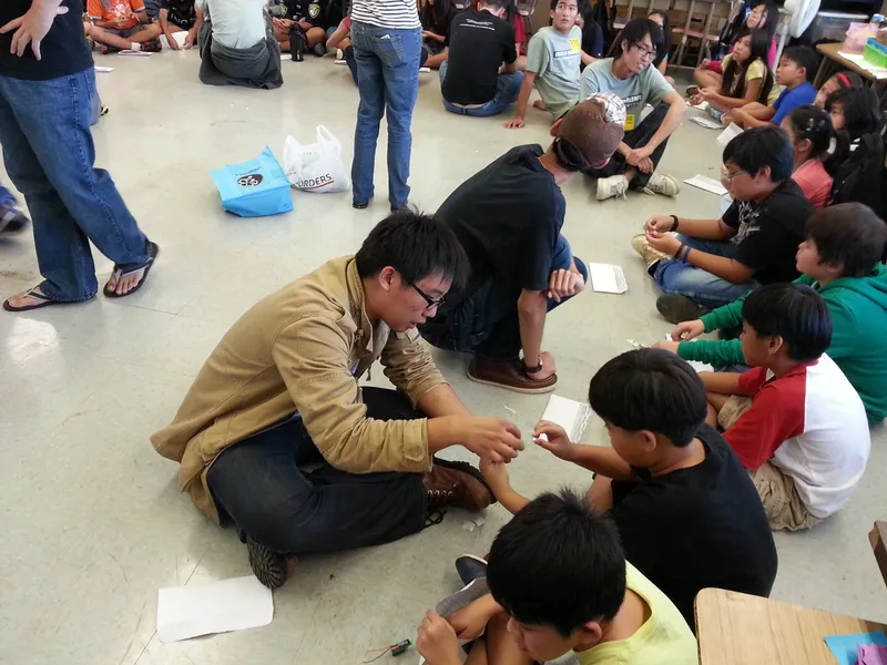 Hokulani Brushbot Workshop