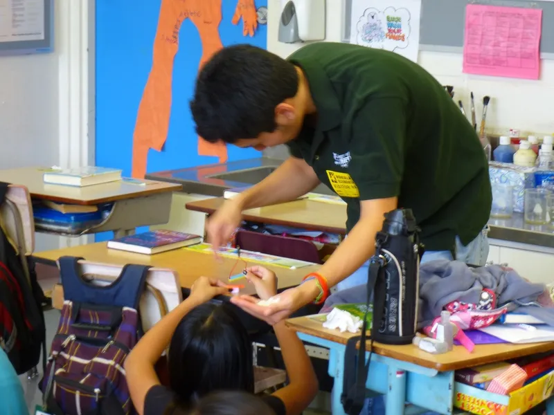 Hokulani Brushbot Workshop
