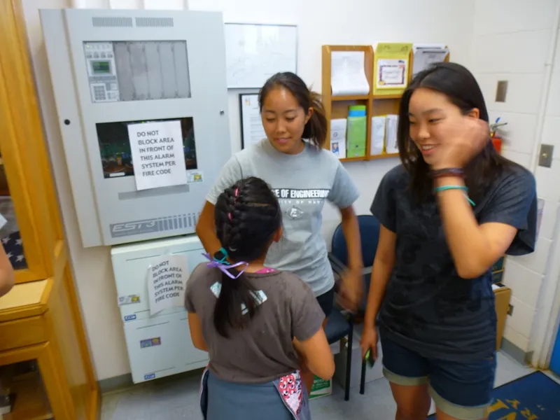 Hokulani Brushbot Workshop